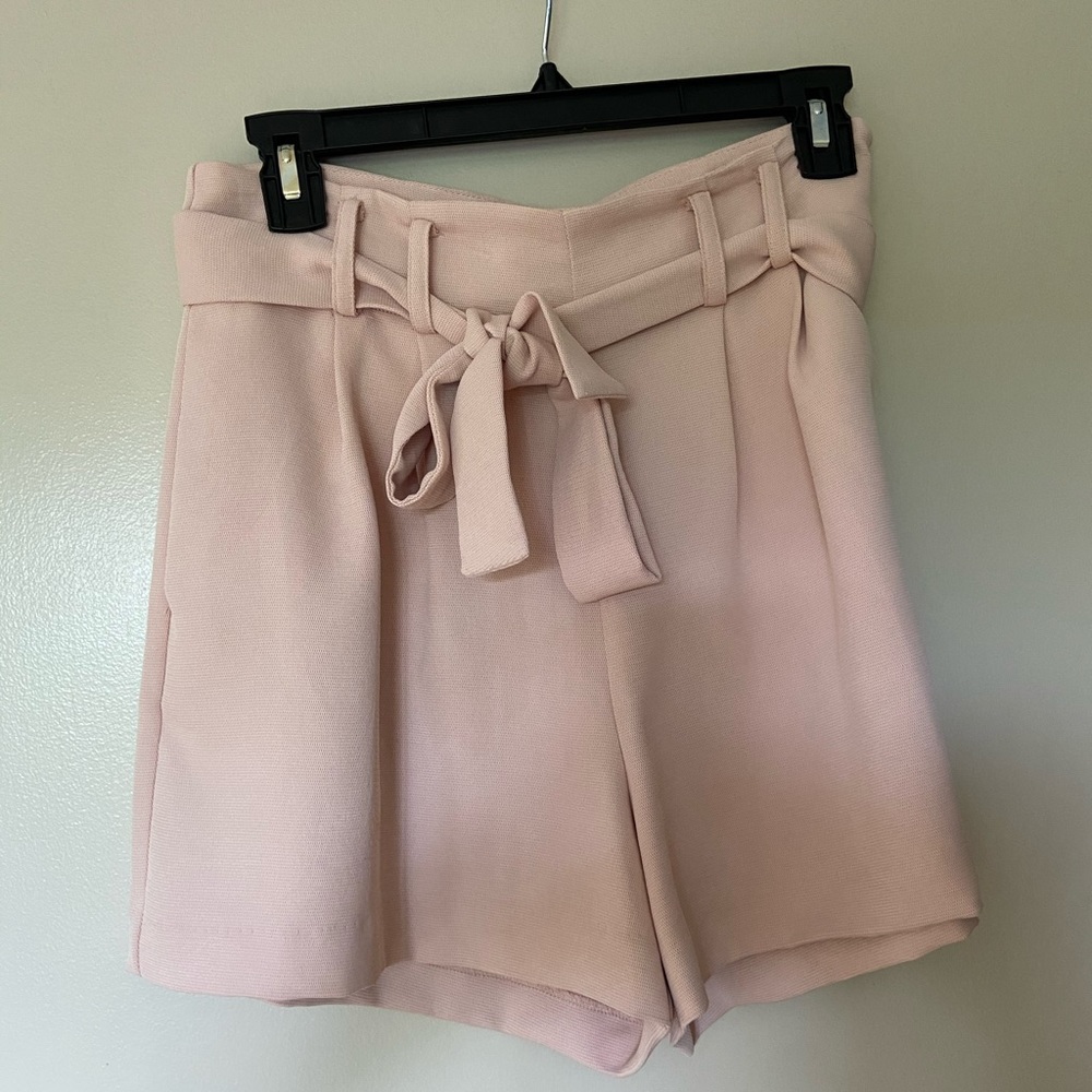 Vince Camuto Pink Shorts Size 2
